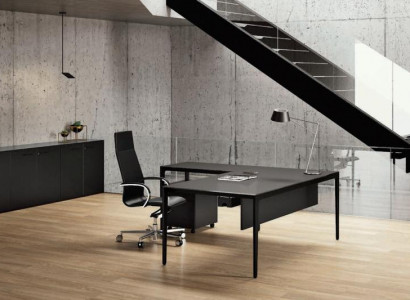 Design table desk Italian furniture furnishing computer furniture Frezza